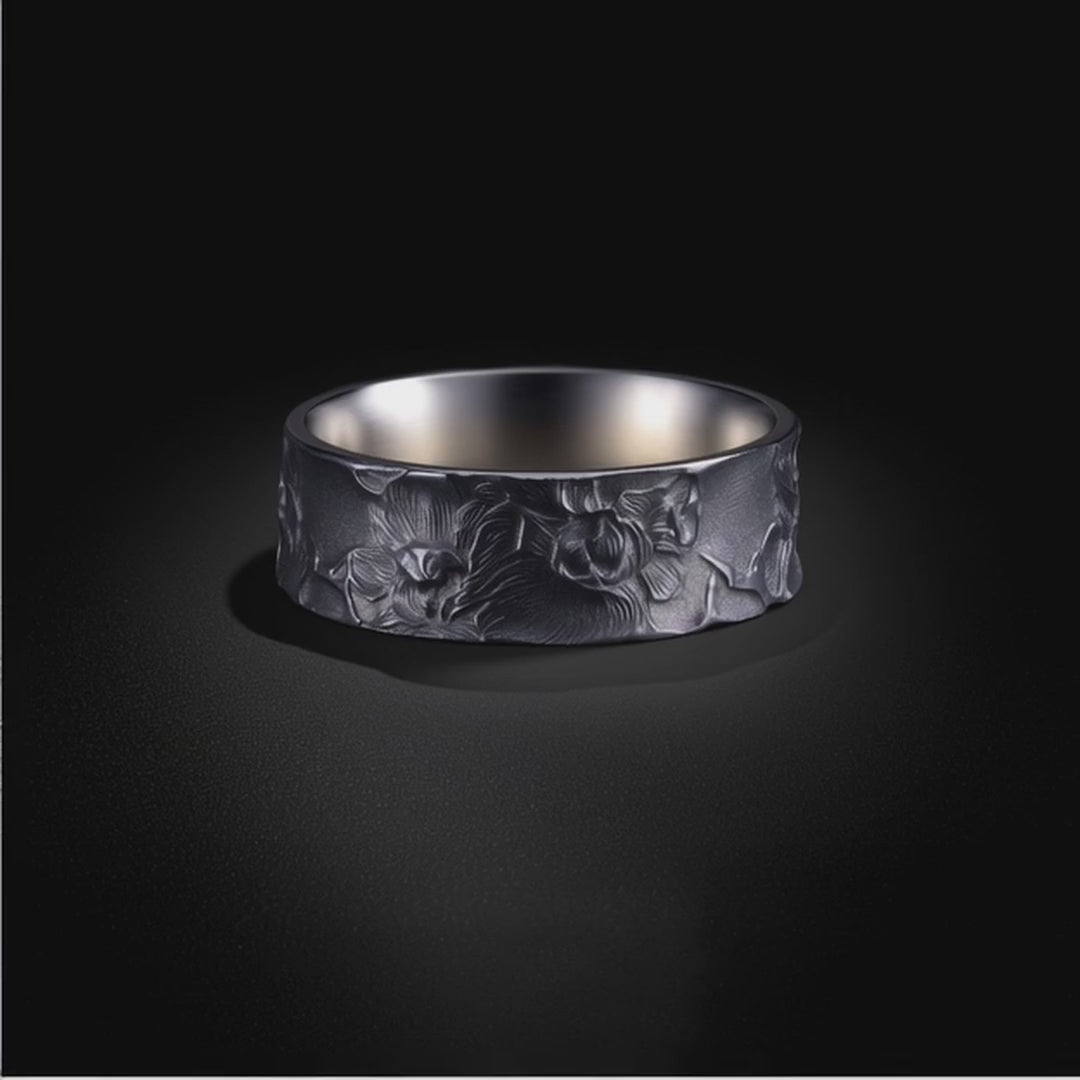 Midnight Flora Relief Band Silver Rings